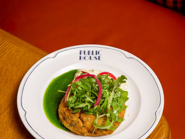 Public House FISH CAKE SAUMON